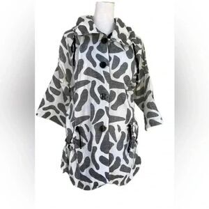 Parsley & Sage white and black elbow sleeve jacket M